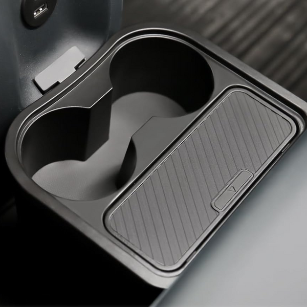 Zwart inbouw opbergvak met slot en bekerhouders – 40251442 – Bateau Bootservice