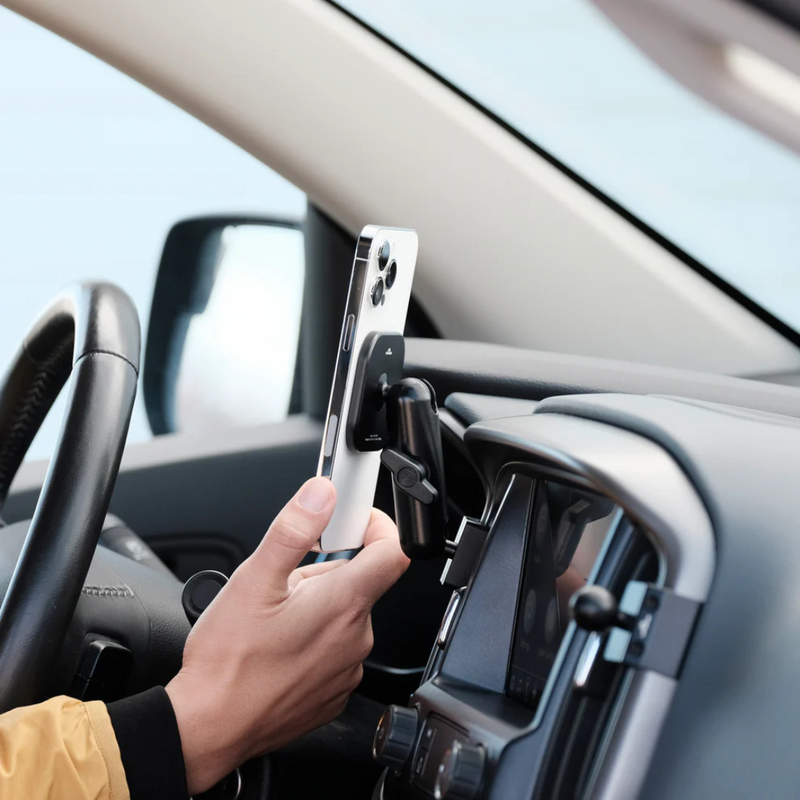 Offroam Phone Mount for Chevrolet Colorado (2015-2022) - Aspire Auto Accessories